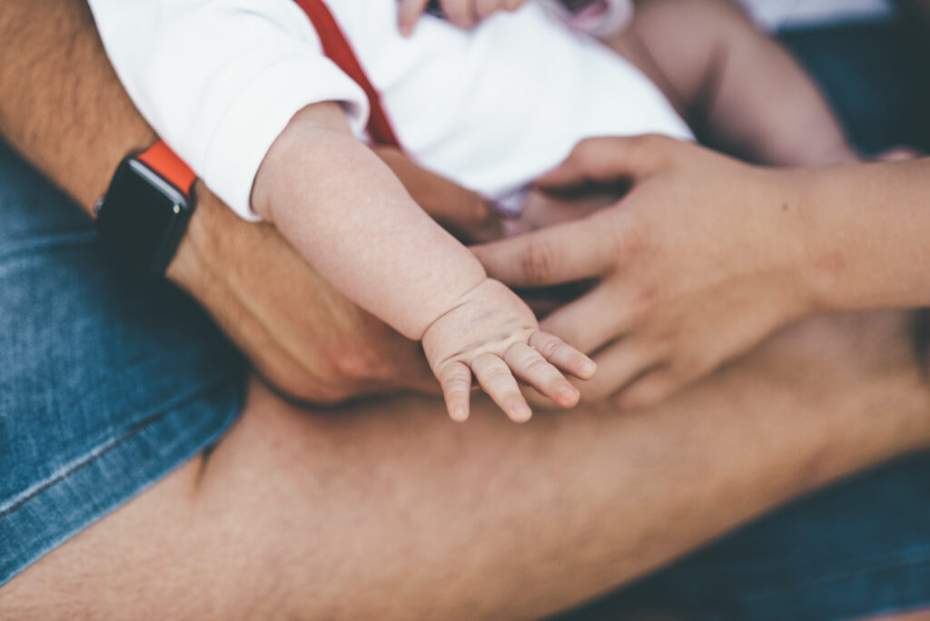 Massage bébé apaisement